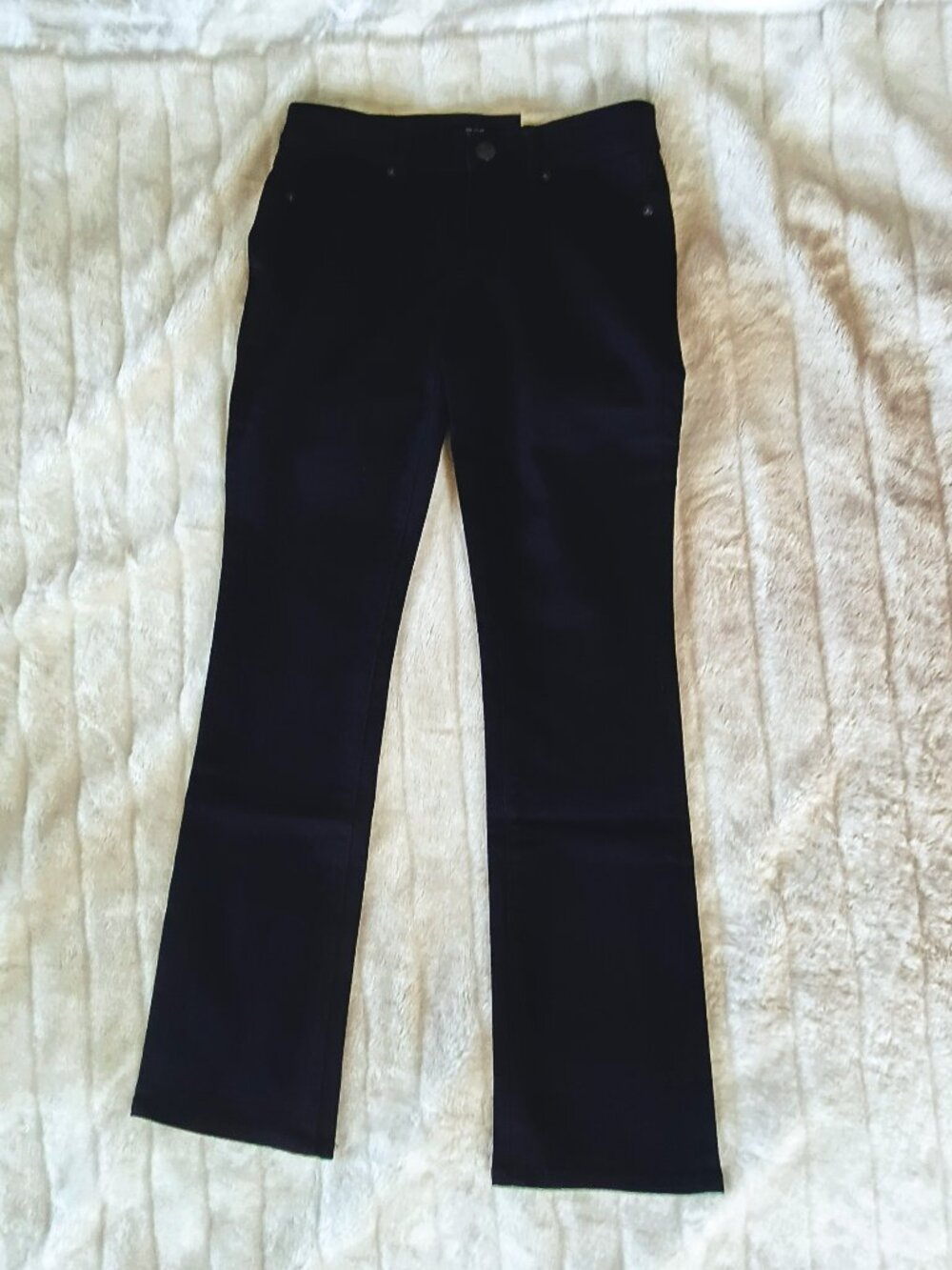 LOFT Ann Taylor Sexy Boot Cut Jeans 💞💞 Just Posted 🌹😃 - Picture 2 of 15